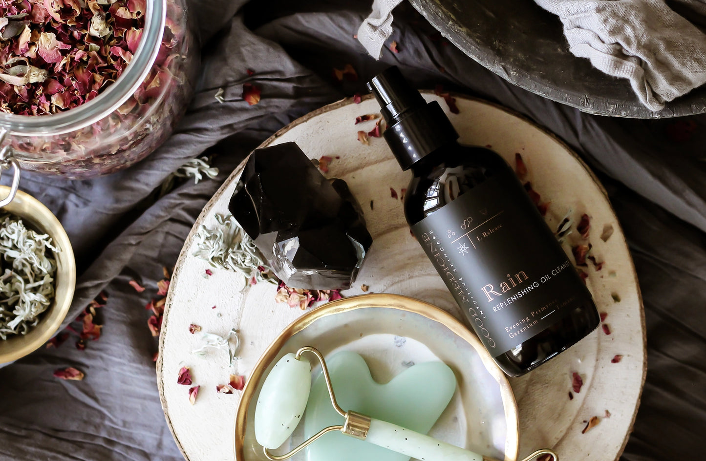 anti-aging, aging skin, oil cleanser, dry skin, sensitive skin, skin care, clean, toxin-free, restore, good medicine, holistic skin care, clean skin, sustainable packaging
